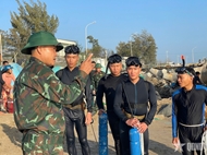 Frogman commandos of Underwater Commando Brigade 5 find missing victim at sea